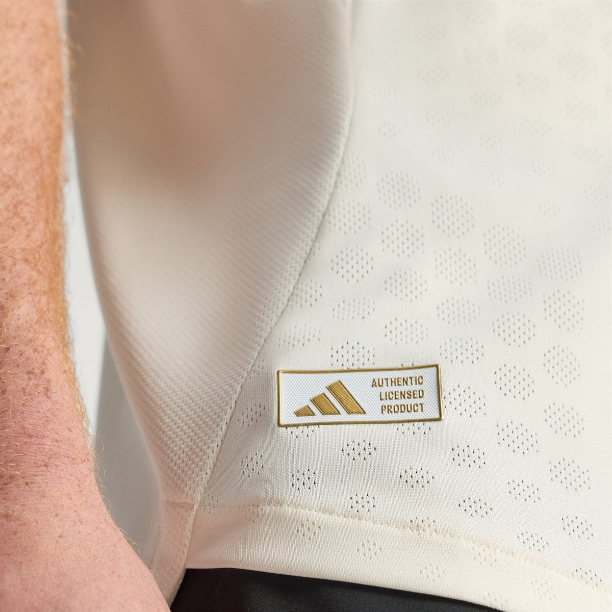 adidas Men's Liverpool Authentic Mohamed Salah Away Jersey w/ Champions League Patches 25/26 (Wonder White)