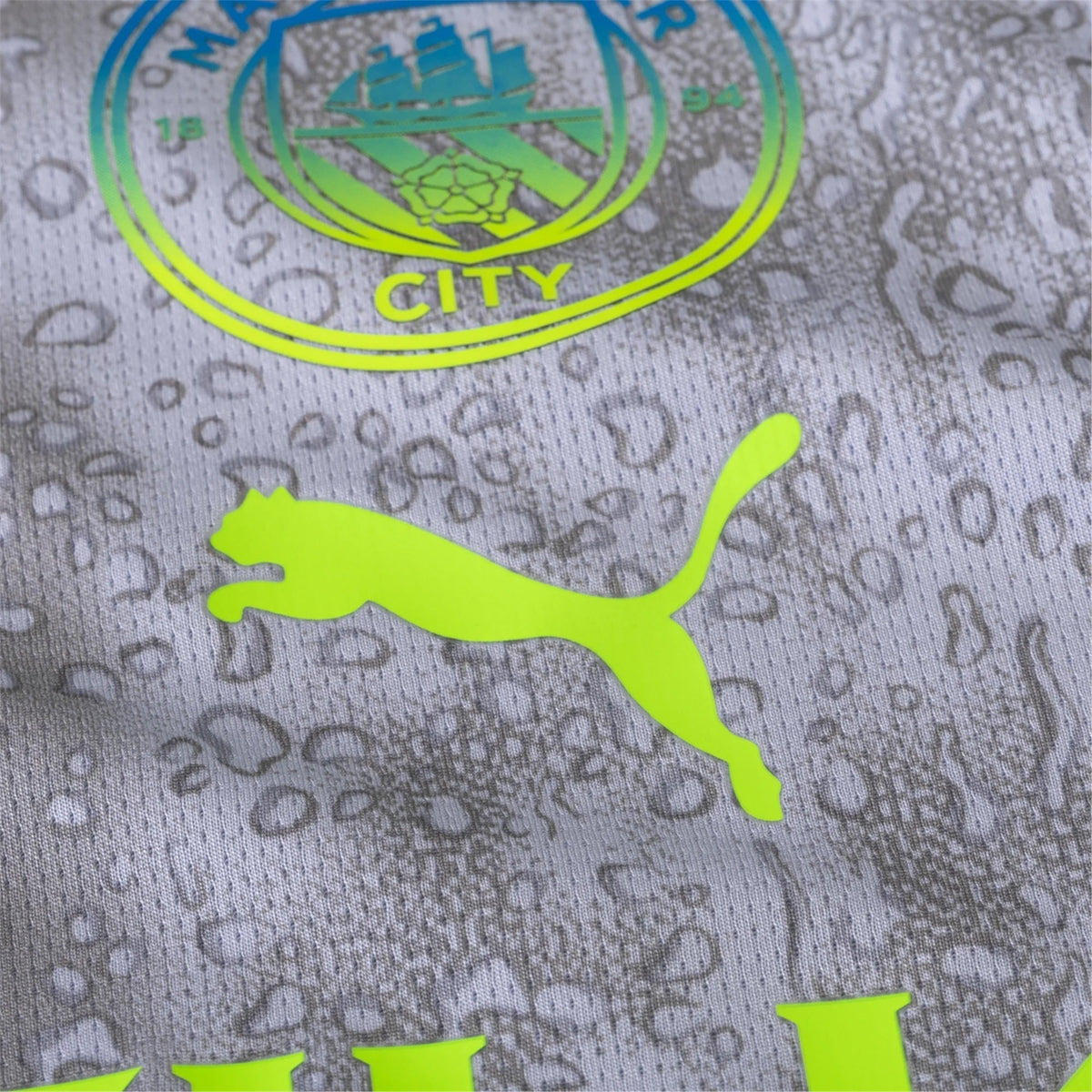 Puma Men's Manchester City Savinho Third Jersey w/ EPL + No Room For Racism Patches 25/26 (Cool Weather/Pro Green)