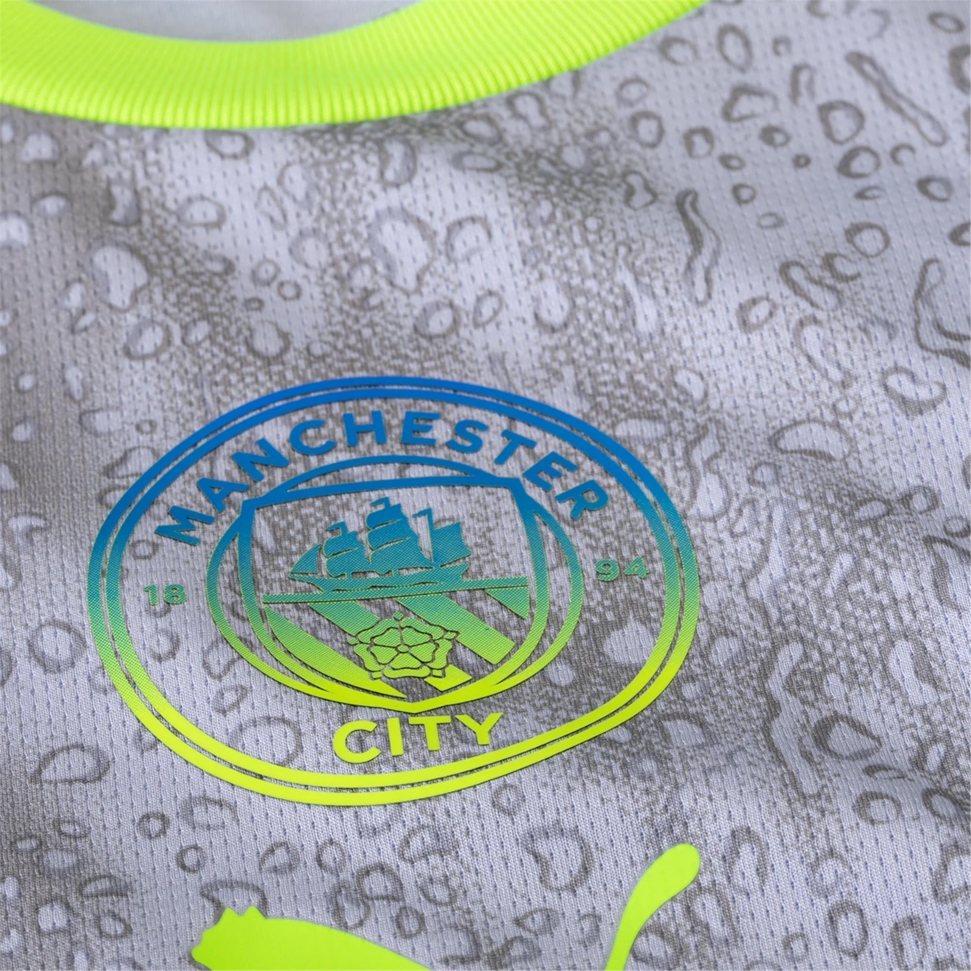 Puma Men's Manchester City Reijnders Third Jersey w/ EPL + No Room For Racism Patches 25/26 (Cool Weather/Pro Green)