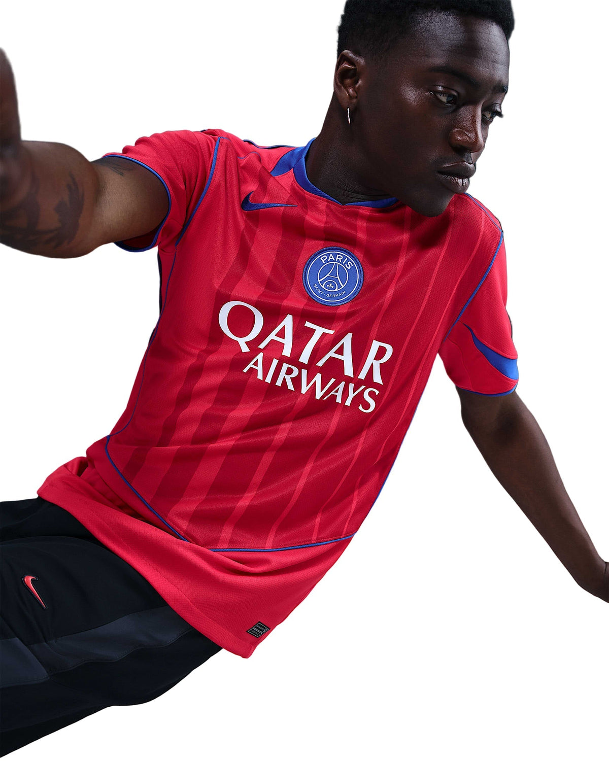 Nike Men's Paris Saint-Germain DÃ©sirÃ© DouÃ© T90 Third Jersey w/ Champions League Patches 25/26 (Sport Red/Hyper Royal)